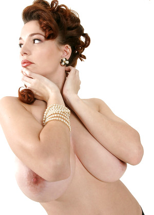 Pinupfiles Model